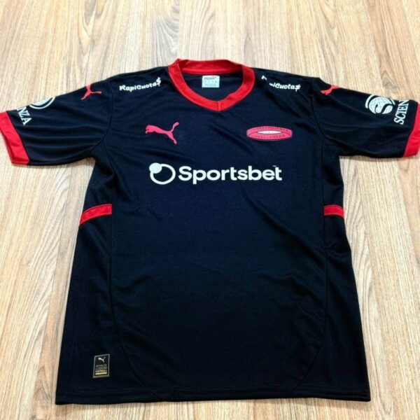 1 (1) Camiseta Independiente