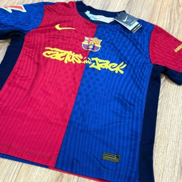 Camiseta Barcelona Travis Scott importada versión fan Camiseta Barcelona