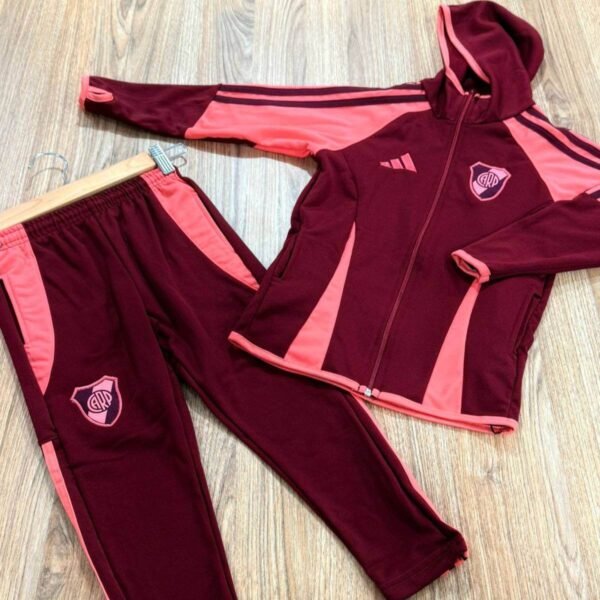 y (1) Conjunto River (niños)